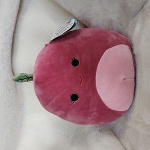 New With Tag Cherry 🍒 Squishmallows 8"
